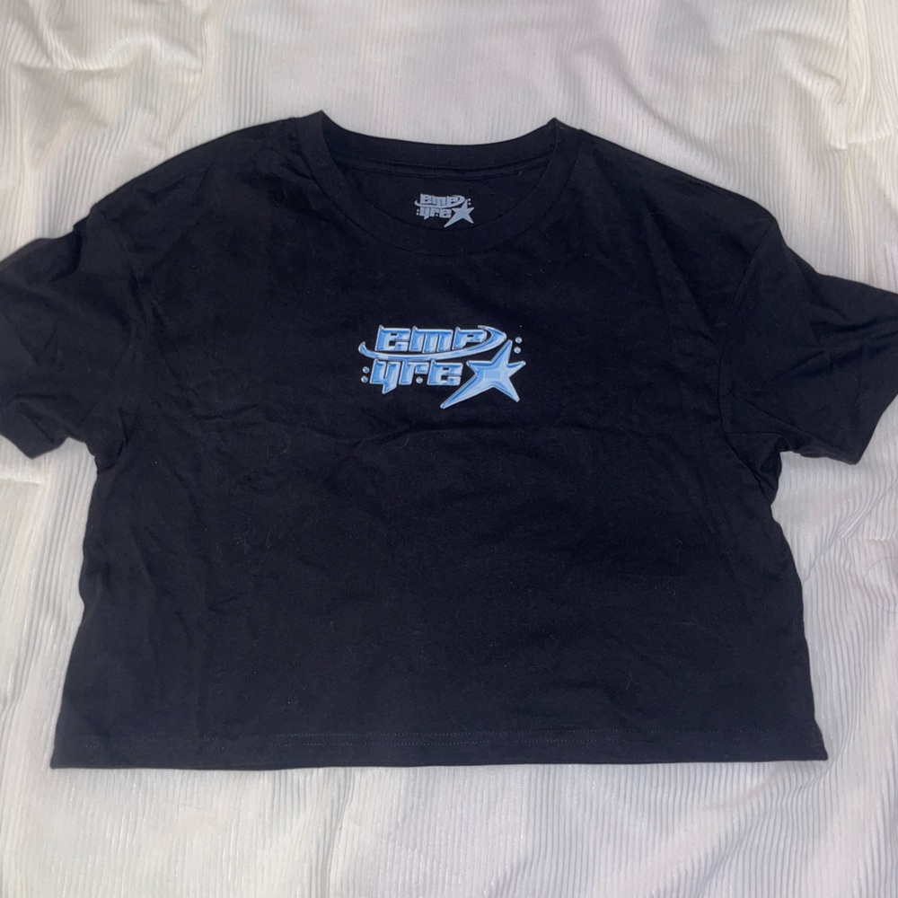 empyre cropped tee